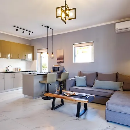 Oreon - Usia Apartment *